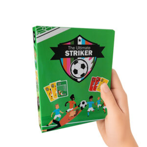 Striker doos voetbal kaartspel voorkant